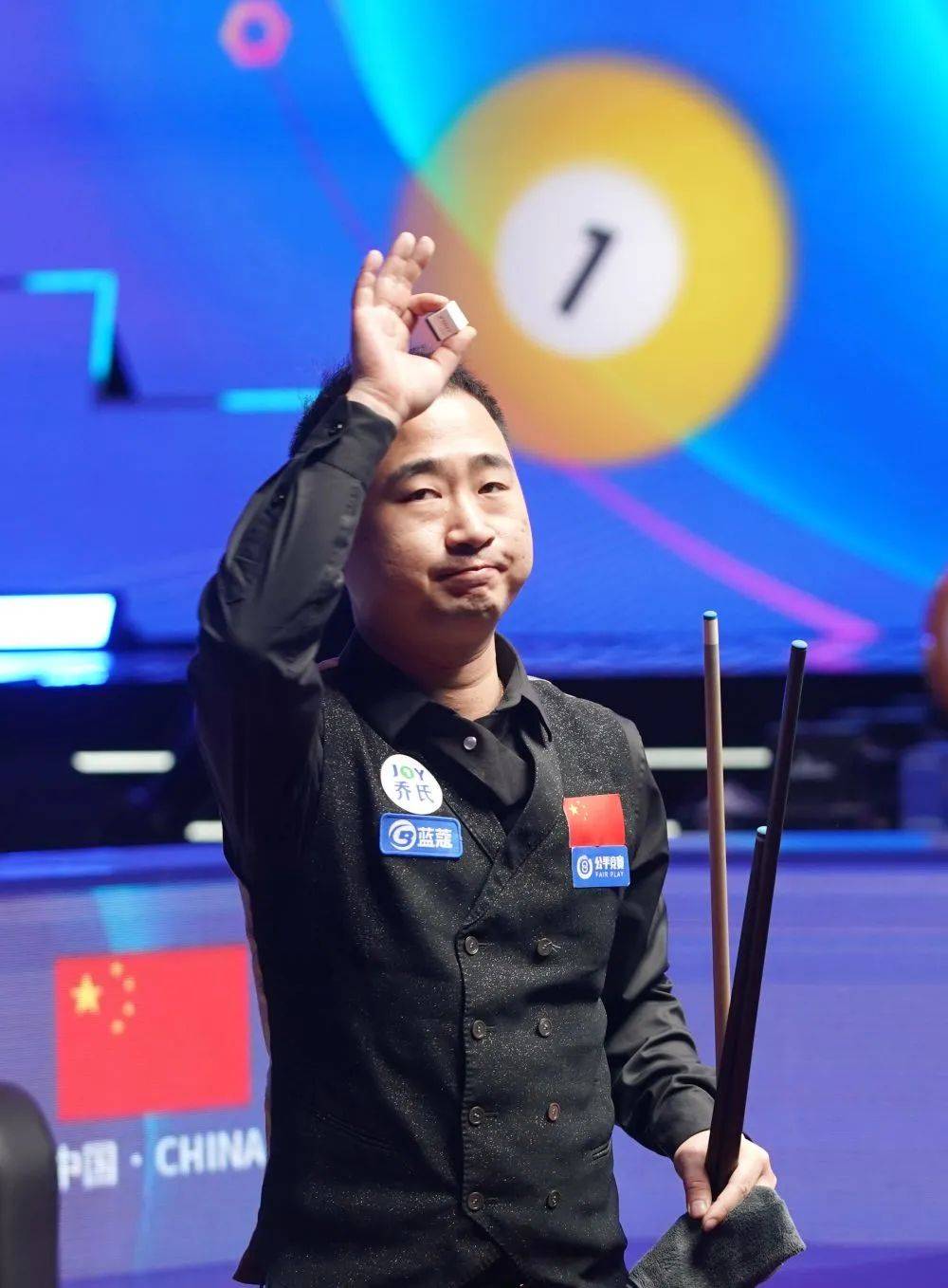 具争议性的 具争议性的