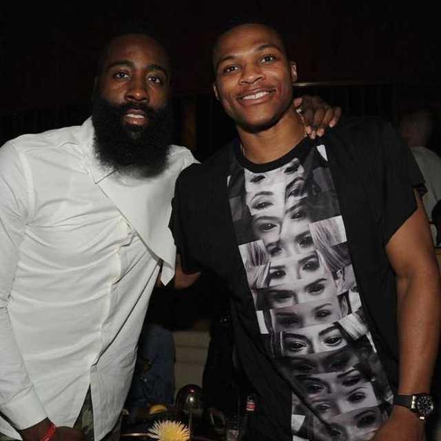 是他本轮持 是他本轮持