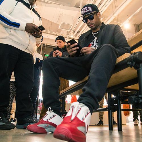 围绕首杀成 围绕首杀成